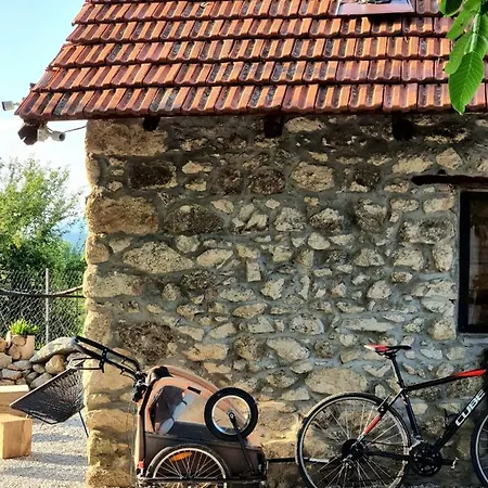 Prespa Nocleg ze śniadaniem *